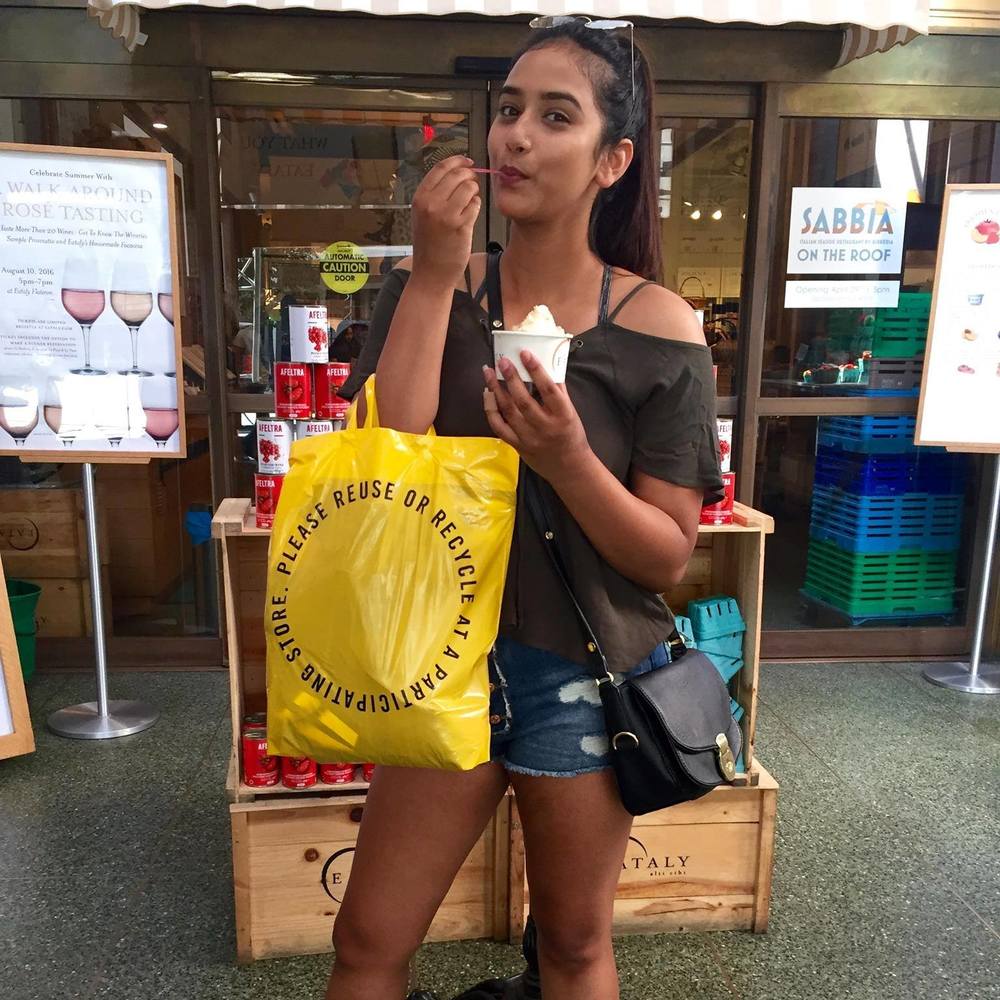 Meet your Posher, Aranya